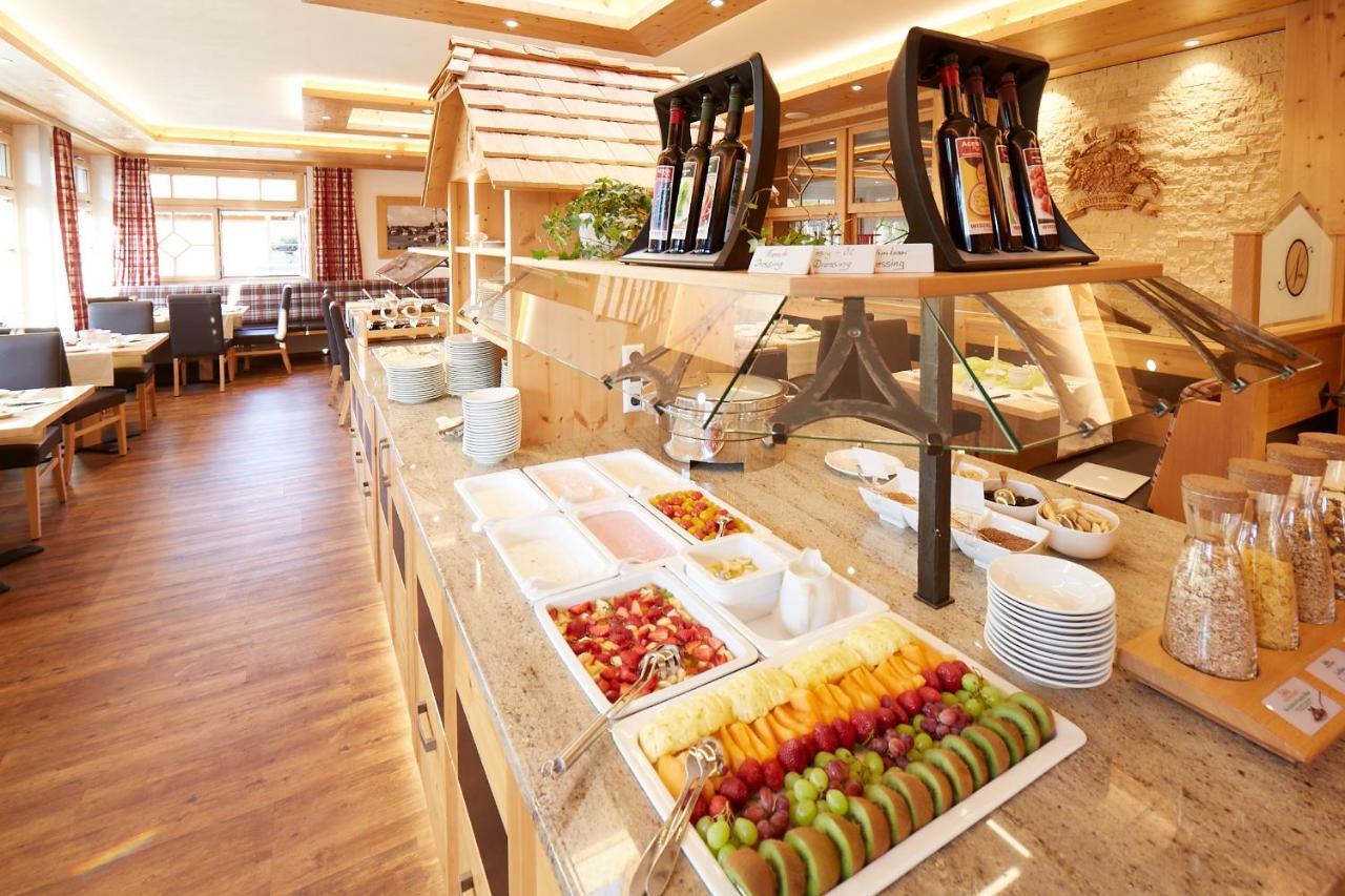 Wander- & Wellnesshotel Naegele Гехеншванд Екстер'єр фото